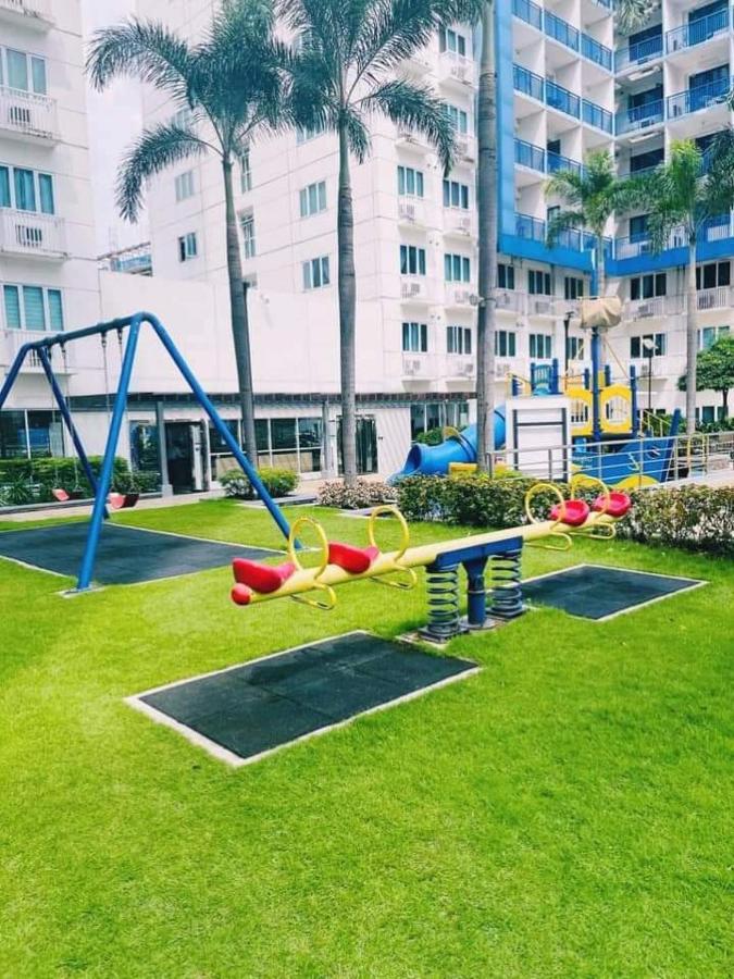 Rhm Sea Residences Condostaycation Moa,Smx Pasay Bagian luar foto