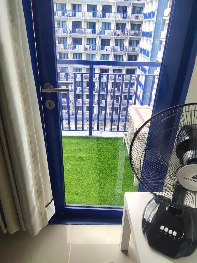 Rhm Sea Residences Condostaycation Moa,Smx Pasay Bagian luar foto