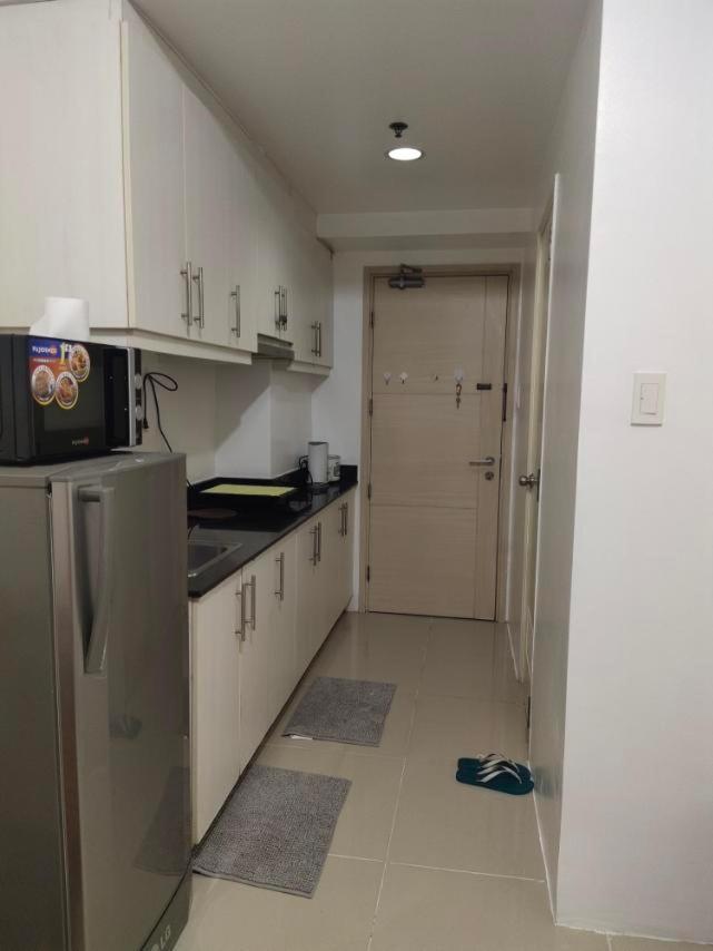Rhm Sea Residences Condostaycation Moa,Smx Pasay Bagian luar foto